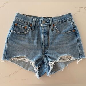 Levi’s 501 high rise cutoff shorts size 25